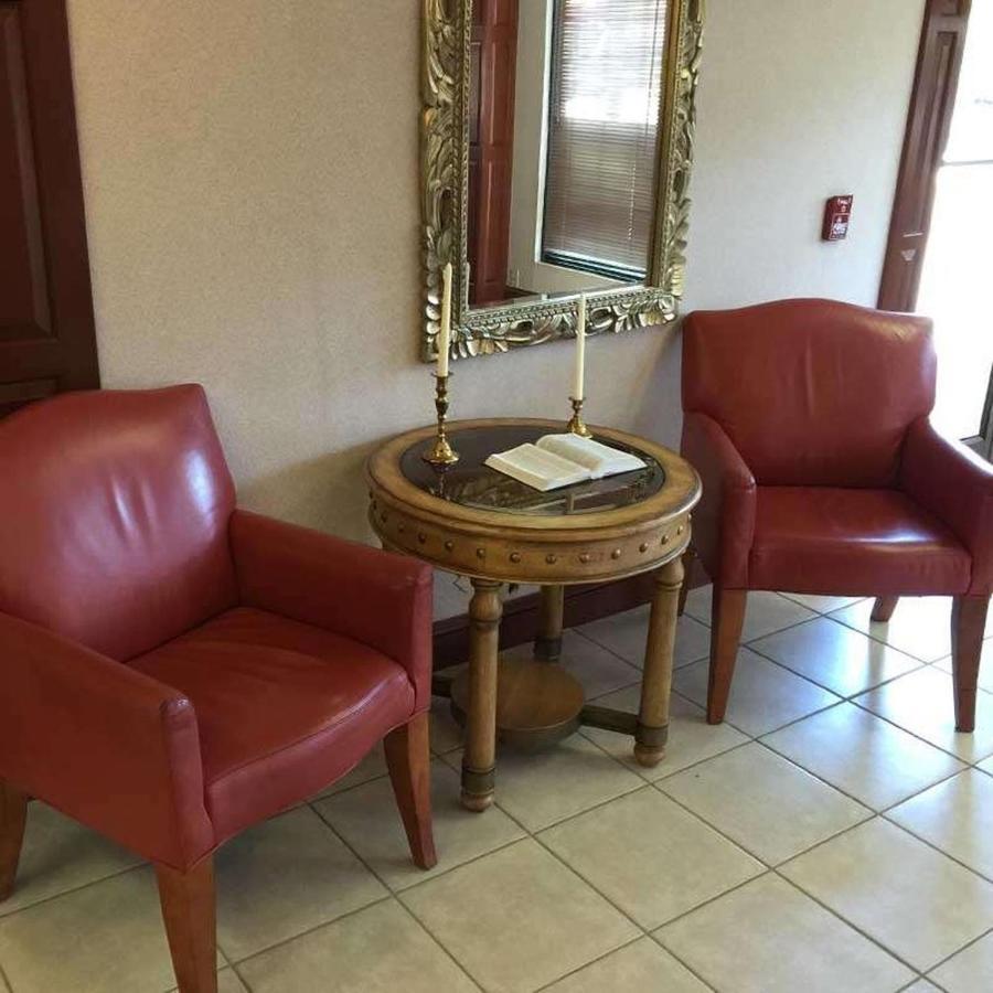 Astoria Hotel Danville North מראה חיצוני תמונה