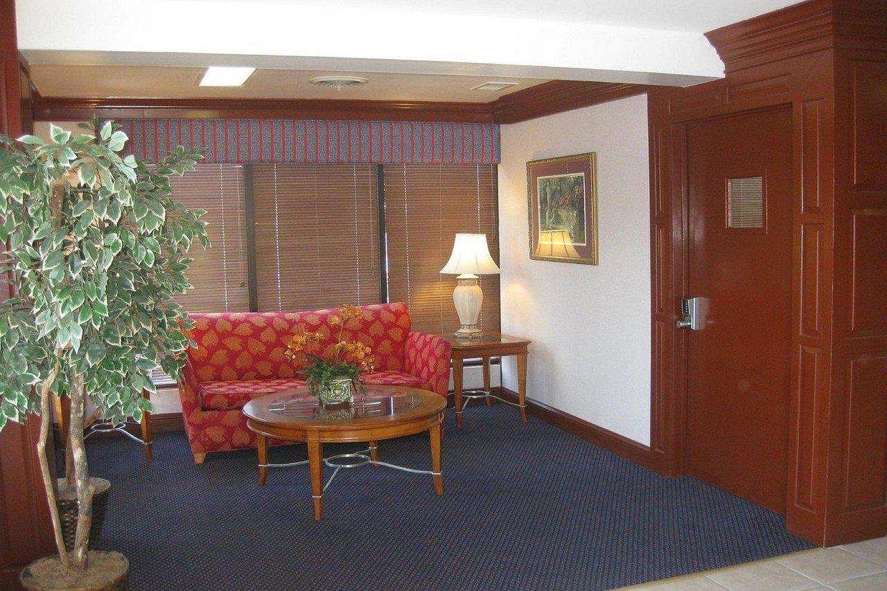 Astoria Hotel Danville North מראה חיצוני תמונה