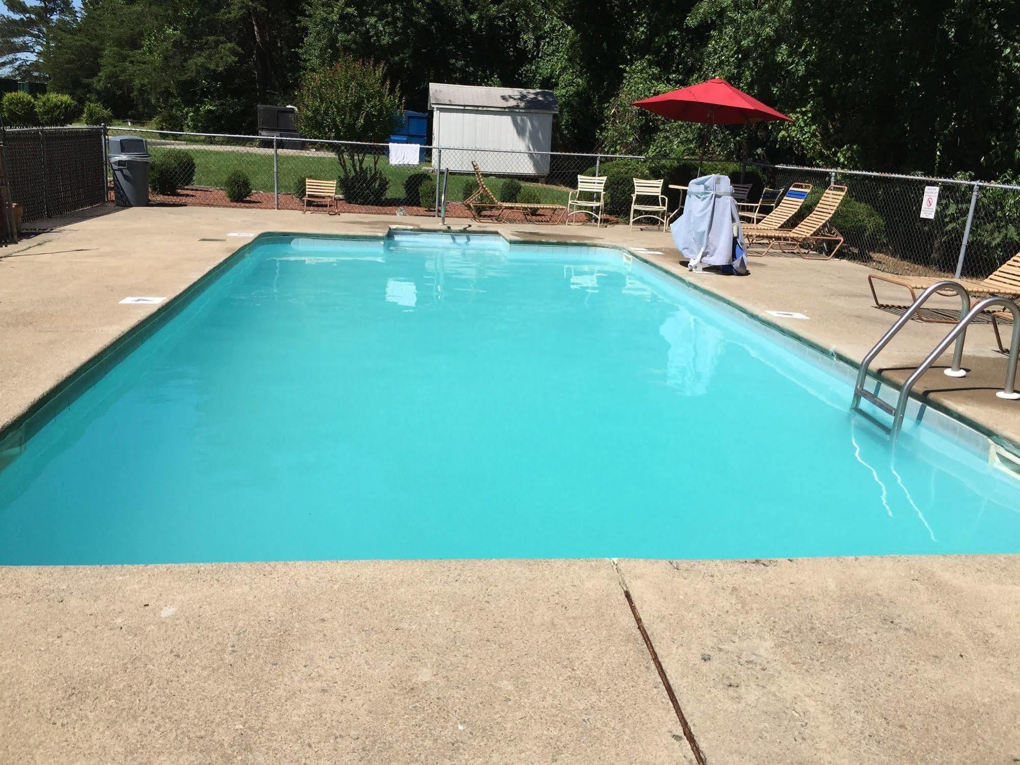 Astoria Hotel Danville North מראה חיצוני תמונה