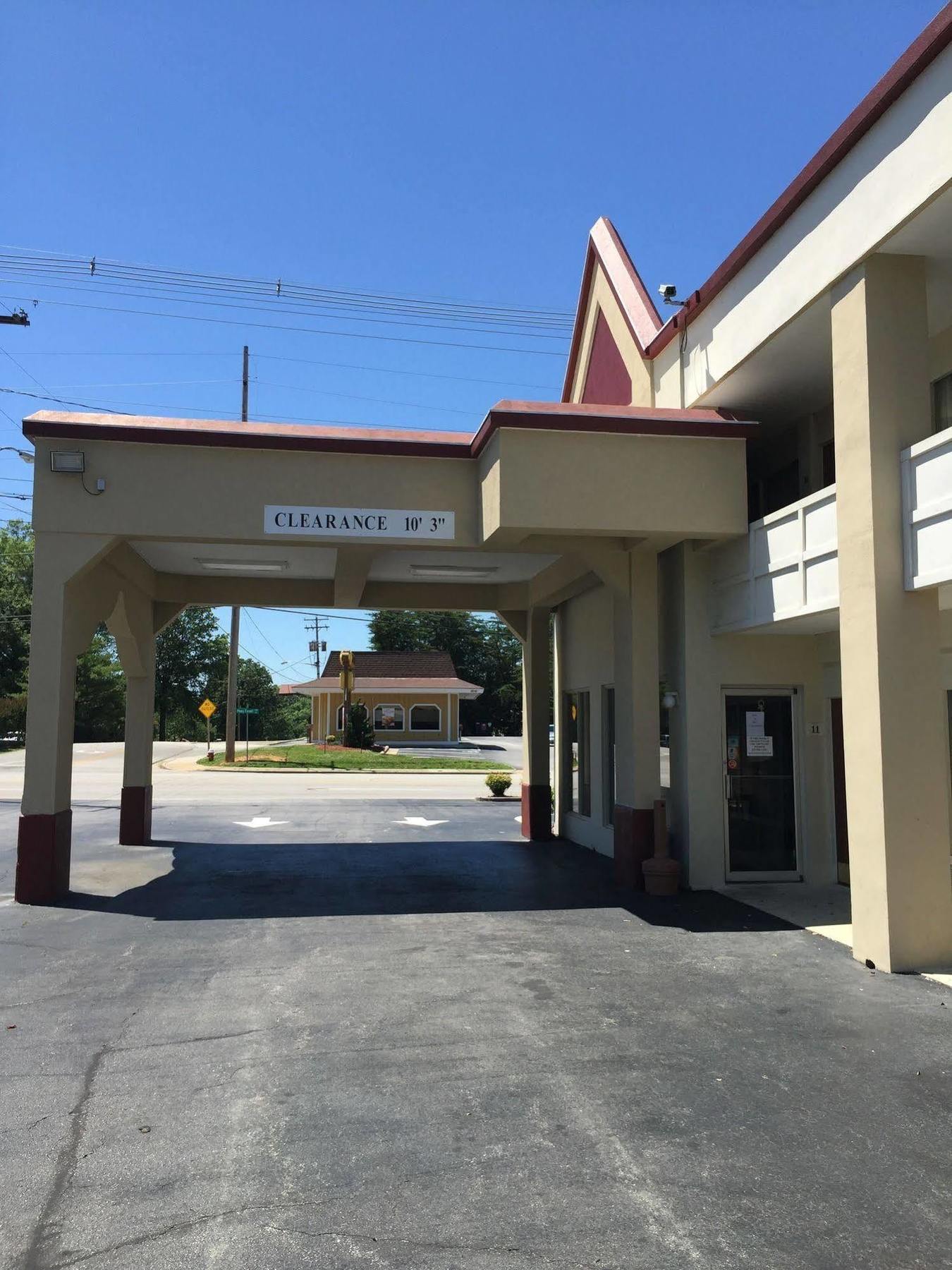 Astoria Hotel Danville North מראה חיצוני תמונה
